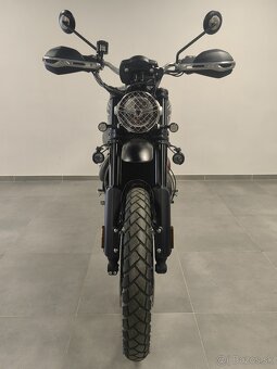 Triumph Scrambler 1200 Bond Edition 083/250 - 7