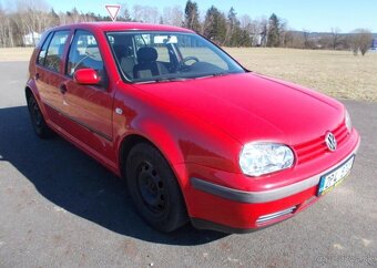 Volkswagen Golf 1,4 55KW nová STK,koup ČR benzín manuál - 7