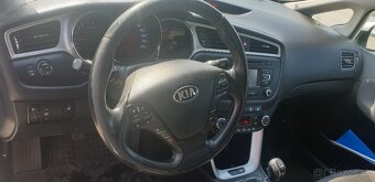 Kia Ceed SW 11/2015 1.6 CRDi 136k Gold 100kw - 7