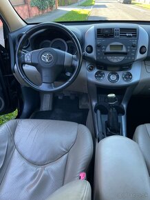 Toyota Rav4 D-CAT,2.2 diesel,2006 - 4000€ - 7