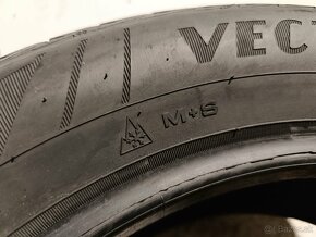 215/60 R17 Zimné pneumatiky Goodyear Vector 2 kusy - 7