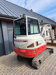 Takeuchi Tb 230 pásový minibagr - 7