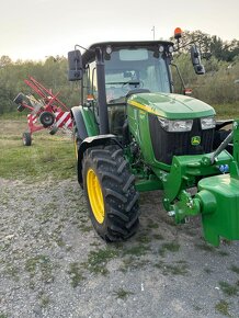 John Deere 5090M - 7