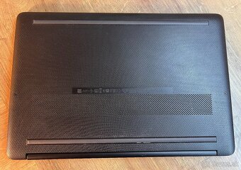 HP / Ryzen 5 5500U / 16GB RAM / 256GB NVME / 15,6"/ nová bat - 7