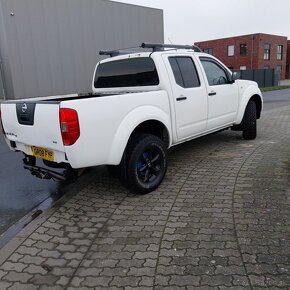 Predam dovoz gb Nissan Navara 2.5 tdi - 7