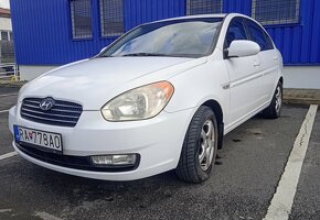 Hyundai Accent - 7