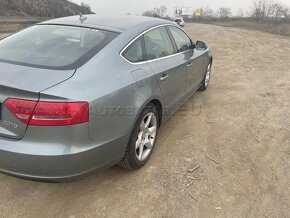 Audi A5 2,0 TDi 290 000km, 6st. manuál 125kw r.v. 2009 - 7