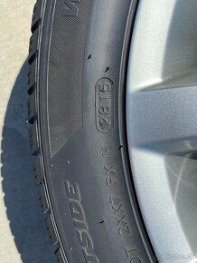 VW Disky s pneu. 7.5x17 235/45r17 5x112 - 7