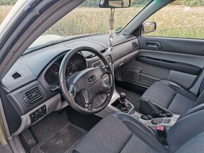 Subaru Forester 2.0 XT - 7