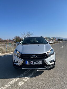 Predám LADA VESTA CROSS - 7