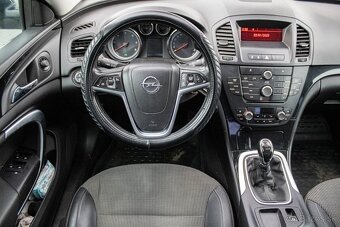 Opel Insignia 2.0 CDTI 130k Cosmo - 7