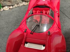 rodám model 1:18 ferrari 330 P4 - 7