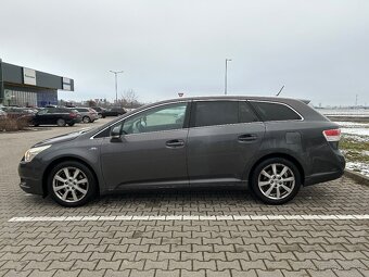 Toyota Avensis 2.2 diesel, Automat. - 7