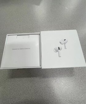 Apple AirPods Pro 2 - 7