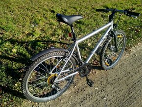 Bicykel - 26" ALU rám - 7