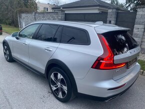 VOLVO V60 CROSS COUNTRY AWD - 7