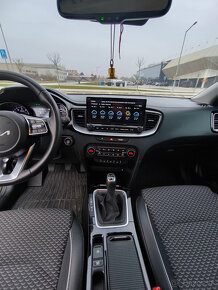 KIA XCEED 1.5 T-GDI GOLD+ - 7