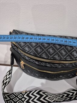 Čierne crossbody G - 7