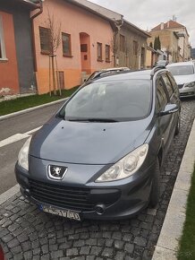 Predám peugeot 307 - 7