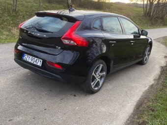 Volvo v40 - 7