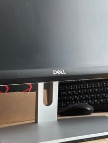 27" DELL Monitor - 7