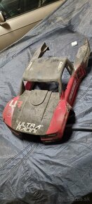 Traxxas UDR - 7