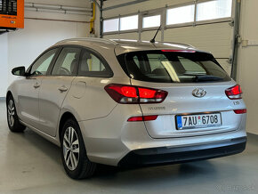 Hyundai i30, 1.4 T-GDI 103kw Trikolor Kombi rv.8/2019 - 7