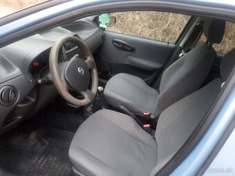 PREDAM FIAT PUNTO 1.2 - 7