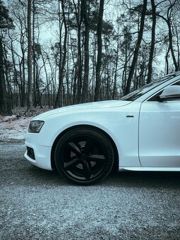 AUDI A5 3.0TDi QUATTRO S-Line - 7