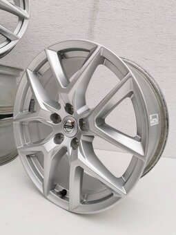 #60 Volvo XC60 orig. alu disky 7,5J 5x108 R18 ET50,5 - 7