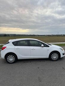 Opel Astra J 2013 74kw 147000km - 7