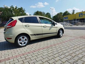 FORD FIESTA - 7