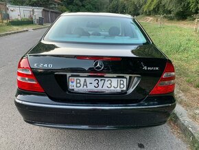 E trieda 240 4MATIC Avantgarde len119t km,lenMB servis,1maj. - 7