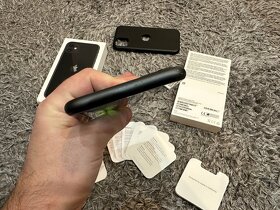 iPhone 11 Black - 7