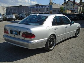 Mercedes Benz E trieda 220 CDI Avantgarde A.T. - 7