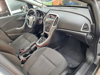 Opel Astra 1,7CDTI, rok 2011 - 7