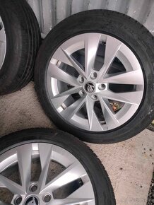 4ks alu disky orig. Škoda 5x112 R17 pneu 205/55 R17 7mm - 7