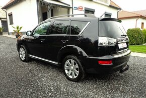 MITSUBISHI OUTLANDER 2.2D-ID 4x4 AUTOMAT 7miest 147tis km - 7