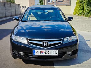 Honda Accord 2.4Vtec - 7