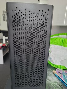 Predám herné PC v TOP stave / Ryzen 5 3600x / 32GB / GTX1660 - 7