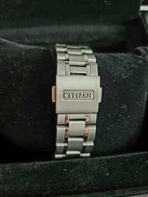 Predám premium line Citizen, The Citizen Eco-drive AQ4090-59 - 7