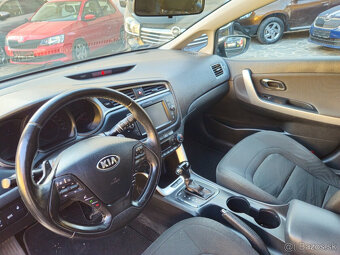 Kia Ceed SW 1.6 CRDi 136k Gold A/T - 7