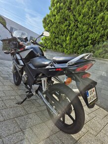 Honda CBR125 R - 7