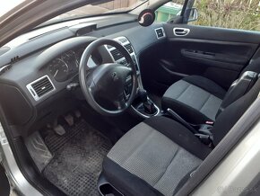 Predám auto peugeot 307 sw - 7