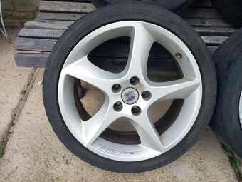 5x112 R18 Seat Leon cupra / Altea BBS ET51 - 7