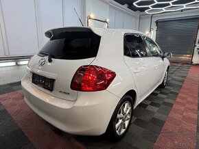 Toyota Auris 1.4 I VVT-i Sol 08 Edition - 7