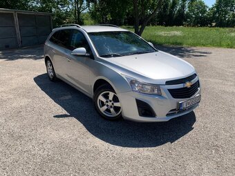 Chevrolet Cruze Combi 1.6 benzín 86kw - 7