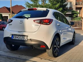 Mazda 2 1.5 benzin 66kw 2020 - 7