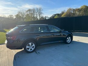 Škoda Superb Combi 2.0 tdi - 7