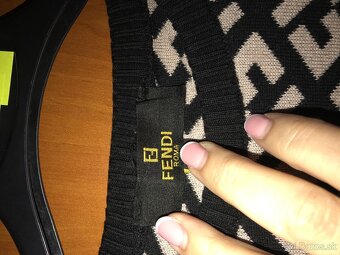 FENDI dámsky svetrik M/L made in italy - 7